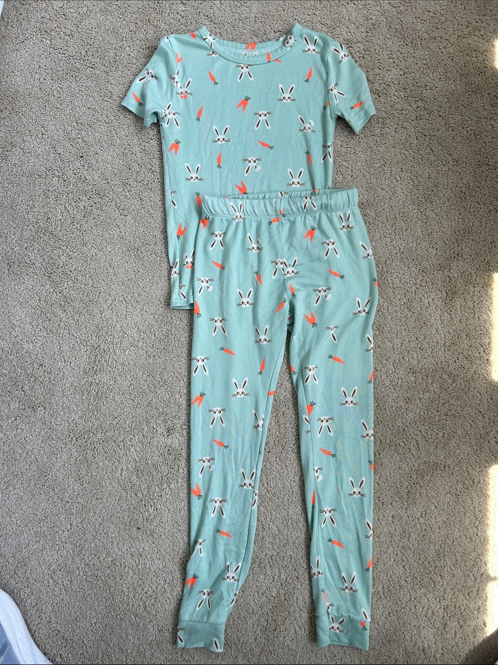 Cat & Jack Kids Bunny Print Pajama Set - Short Sleeve Top & Pants, 8
